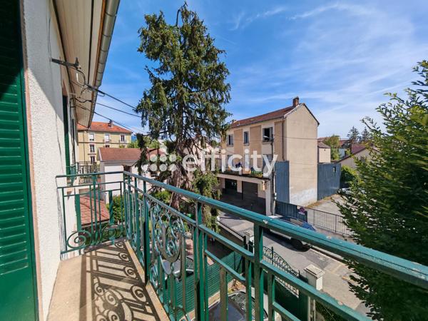 Maison
         6 pièces
        - 145 m² Bien prestige 465 000 € *