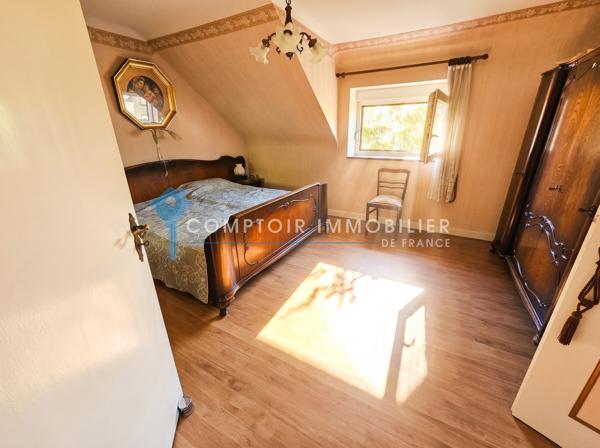 Maison 9 pièce(s) 5 chambre(s) 202 m²