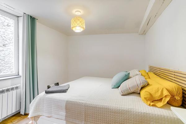 Appartement
         3 pièces
        - 86 m² Exclusivité 179 900 € *