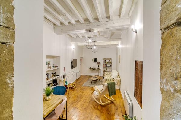 Appartement
         3 pièces
        - 86 m² Exclusivité 179 900 € *