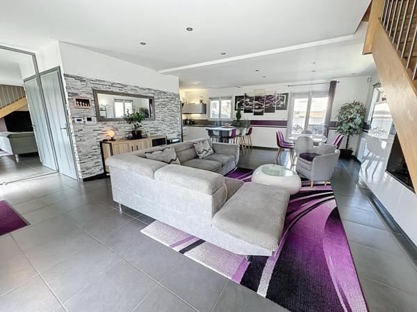 Maison individuelle 4 chambres, secteur recherché