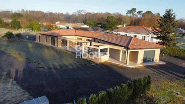 Maison moderne à vendre à Lesparre Médoc - 5 pièces, 3 chambres, terrain de 2000 m² !