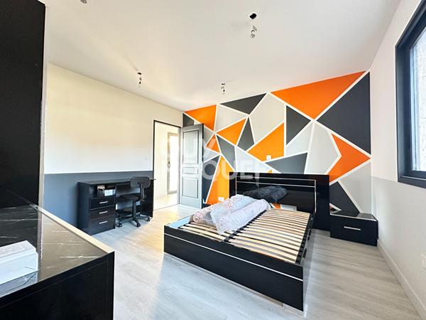 Maison moderne à vendre à Lesparre Médoc - 5 pièces, 3 chambres, terrain de 2000 m² !