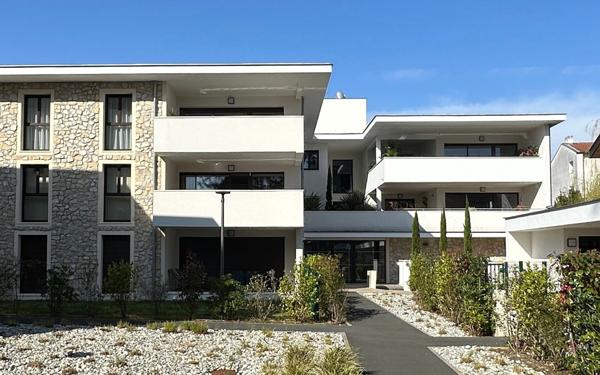 Appartement à vendre    3 pièces • 67,49 m2 Dax