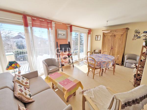 Quartier Saint Claude, appartement 4 chambres, 95 m²