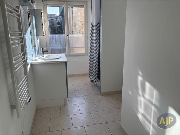 Location appartement Castillon La Bataille : 672 € - AJP Immobilier Libourne