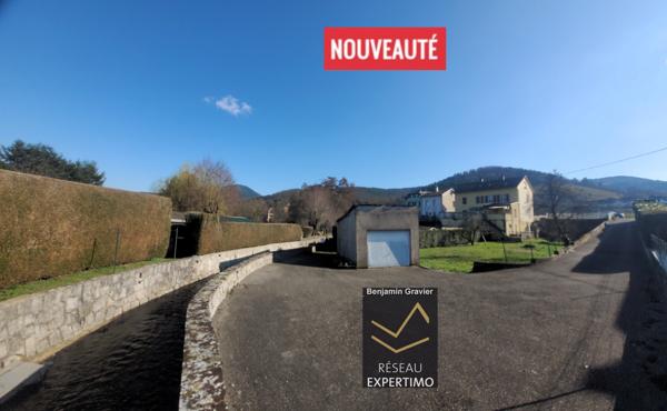 Gunsbach (68140) Terrain constructible, plat et ensoleillé avec maison existante à Gunsbach