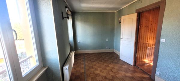 Gunsbach (68140) Terrain constructible, plat et ensoleillé avec maison existante à Gunsbach