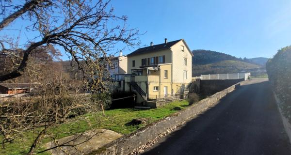 Gunsbach (68140) Terrain constructible, plat et ensoleillé avec maison existante à Gunsbach