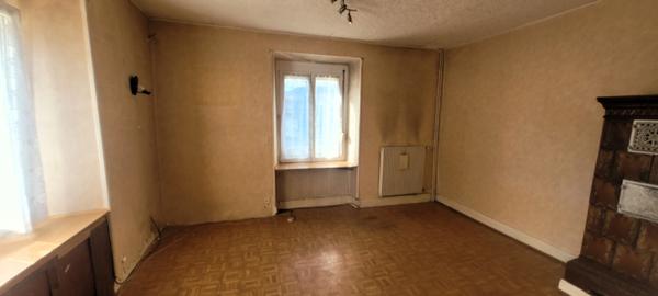 Gunsbach (68140) Terrain constructible, plat et ensoleillé avec maison existante à Gunsbach