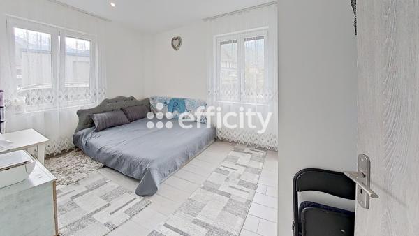 Maison 14 pièces - 210 m² Exclusivité efficity