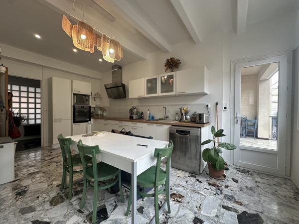 Bel appartement T6 avec terrasse et garage