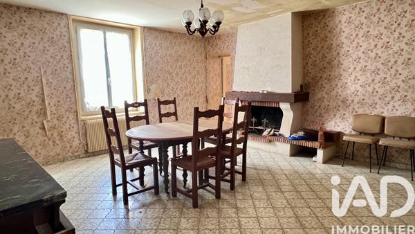 Maison à vendre 8 pièces 215 m² Chargé