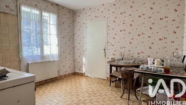Maison à vendre 8 pièces 215 m² Chargé