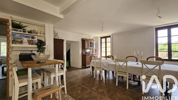 Maison à vendre 12 pièces 220 m² Bournazel