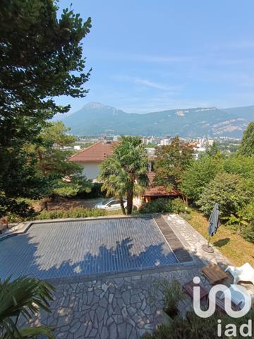 Maison à vendre 7 pièces 176 m² Saint-Martin-le-Vinoux