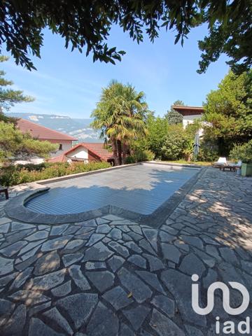 Maison à vendre 7 pièces 176 m² Saint-Martin-le-Vinoux