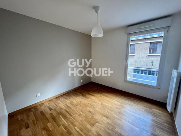 LOCATION d'un appartement F3 (67 m²) à CALAIS