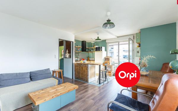Appartement à vendre    3 pièces • 72,50 m2 Saint-Priest