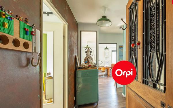 Appartement à vendre    3 pièces • 72,50 m2 Saint-Priest