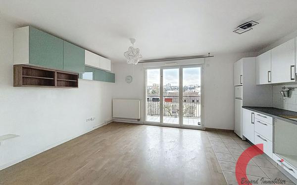 Appartement à vendre    3 pièces • 60,30 m2 Le Perreux-sur-Marne