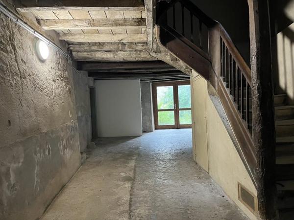 Immeuble à vendre |  Bellac |  737 m²