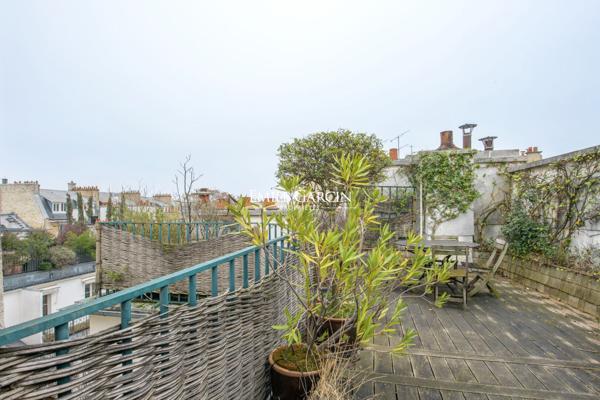 A vendre - appartement - 99 m² - Paris - 75007 - Saint Germain des Prés - Terrasse