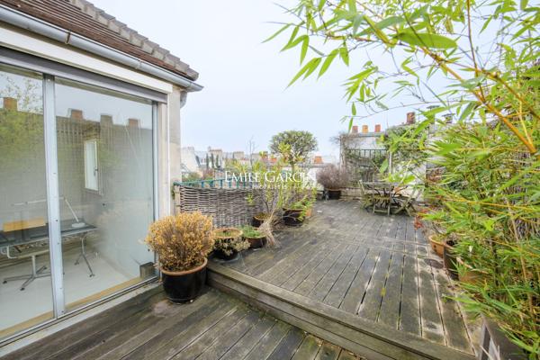 A vendre - appartement - 99 m² - Paris - 75007 - Saint Germain des Prés - Terrasse
