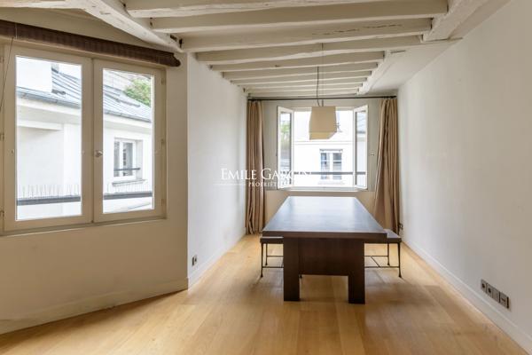 A vendre - appartement - 99 m² - Paris - 75007 - Saint Germain des Prés - Terrasse