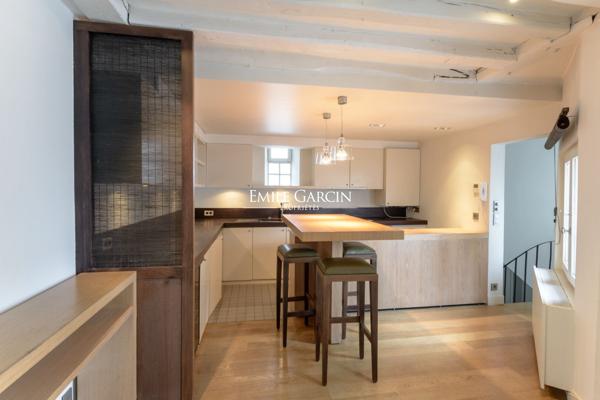 A vendre - appartement - 99 m² - Paris - 75007 - Saint Germain des Prés - Terrasse