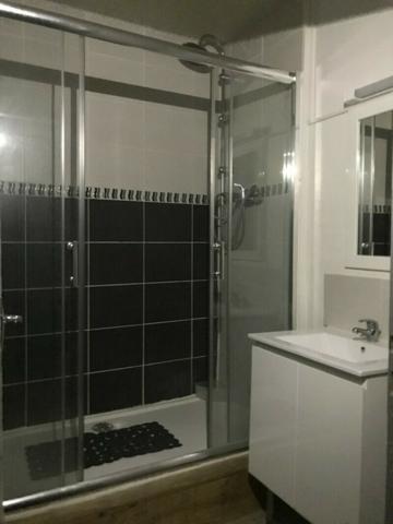 TRES BEL APPARTE DE STANDING SITUE AU RDC AVEC VUE MAGNIFIQUE SUR UN PARC PAYSAGE AU CALME PROCHE GARE Beauvais (60000)