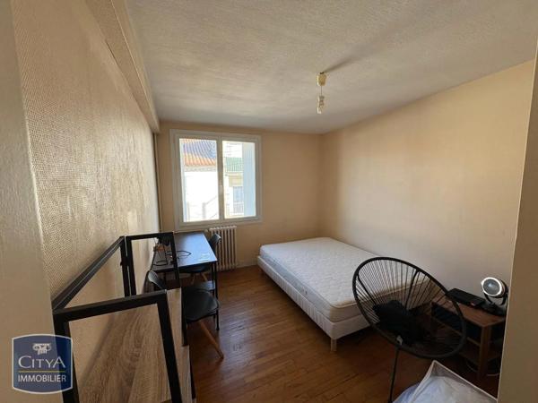 Appartement à louer 1 pièce 11.55m² Angoulême (16000)