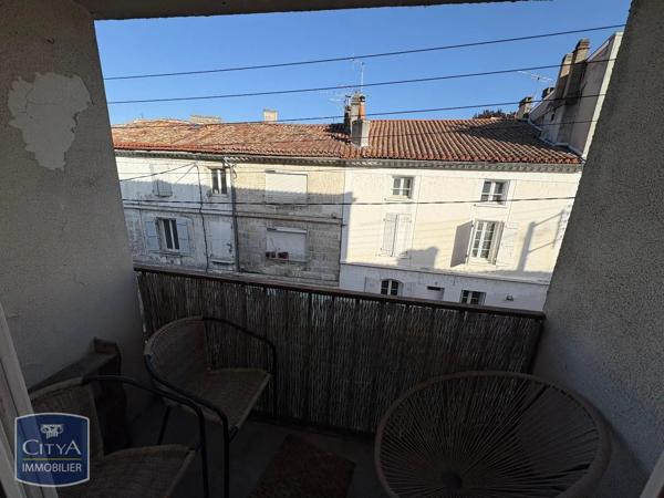 Appartement à louer 1 pièce 11.55m² Angoulême (16000)