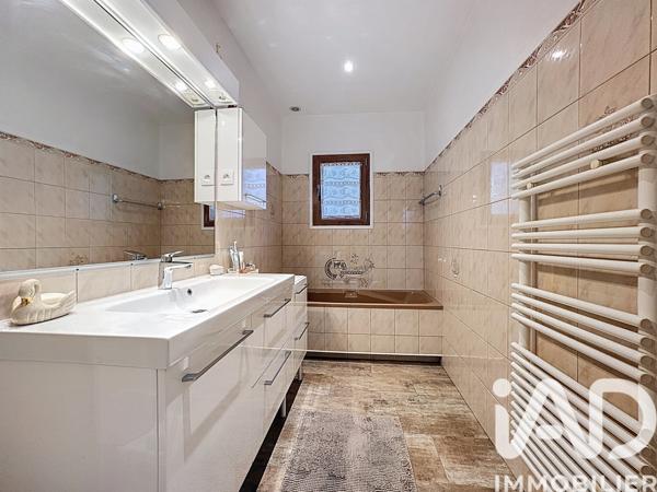 Appartement à vendre 3 pièces 80 m² Houilles