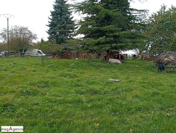 Terrain à CUSSET, 03300 - 1800m²