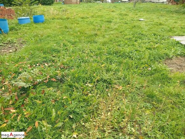 Terrain à CUSSET, 03300 - 1800m²