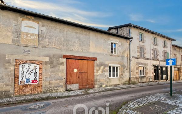 Immeuble à vendre    7 pièces • 360 m2 Ambazac