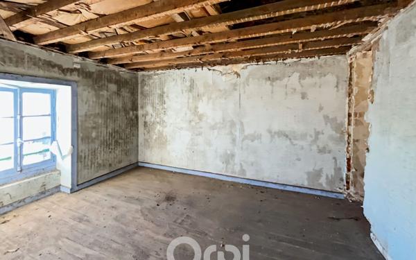 Immeuble à vendre    7 pièces • 360 m2 Ambazac