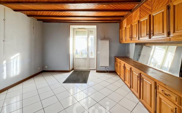 Immeuble à vendre    7 pièces • 360 m2 Ambazac