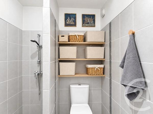 Appartement T3 à vendre  3 pièces - 62,43 m 2   L ILE ROUSSE  - 202