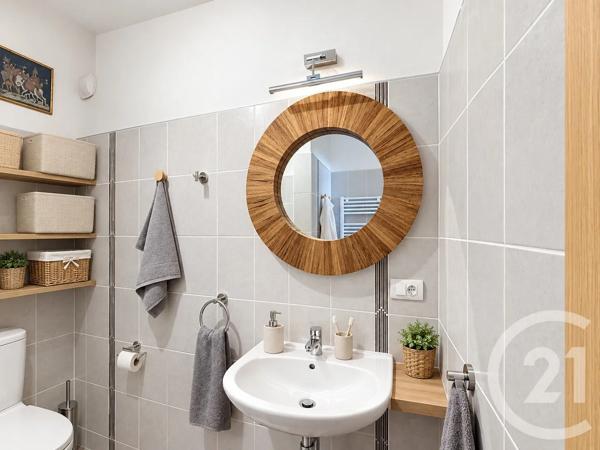 Appartement T3 à vendre  3 pièces - 62,43 m 2   L ILE ROUSSE  - 202