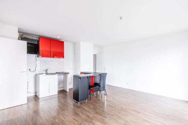 Orly – Appartement 2 pièces lumineux de 48,88 m² (DPE B)
