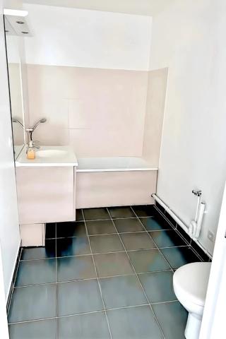 Orly – Appartement 2 pièces lumineux de 48,88 m² (DPE B)
