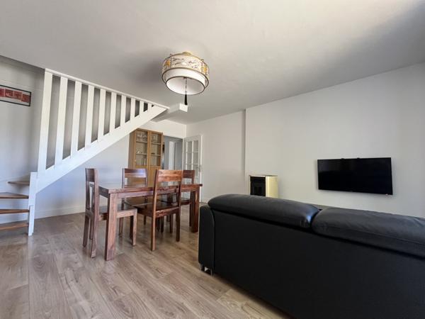 Maison à louer 1 450 € CC Blagnac 4 p 81 m² DPE C