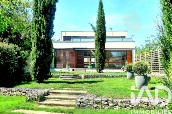 Maison à vendre 7 pièces 210 m² Poitiers