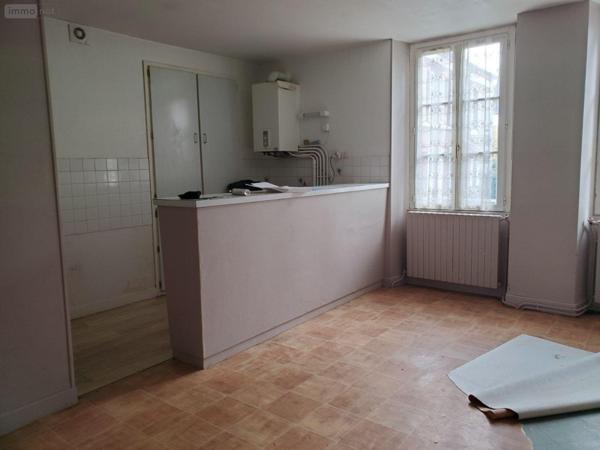 Immeuble de rapport à vendre à Guéret en Creuse (23000), ref : 10986/739