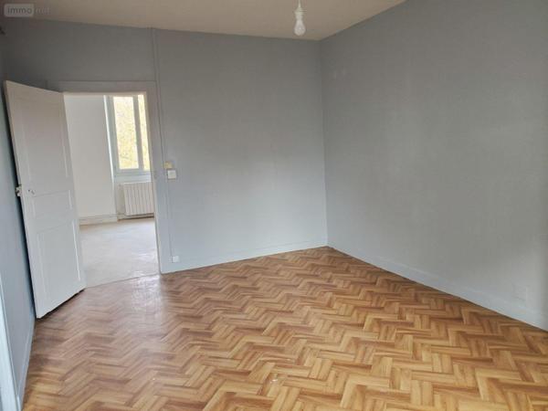 Immeuble de rapport à vendre à Guéret en Creuse (23000), ref : 10986/739