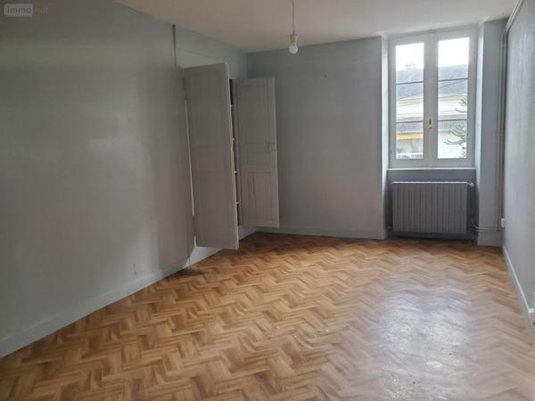 Immeuble de rapport à vendre à Guéret en Creuse (23000), ref : 10986/739