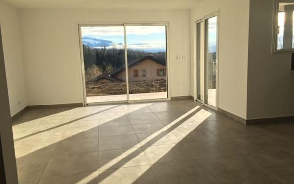 Appartement à louer    3 pièces • 78,87 m2 Fillinges