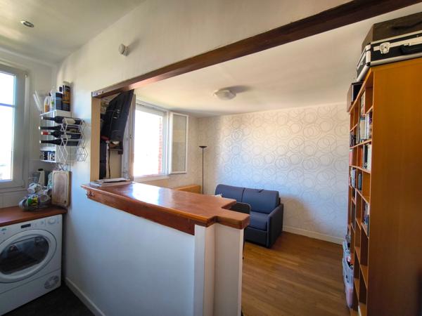 NANTERRE PROCHE RER NANTERRE VILLE